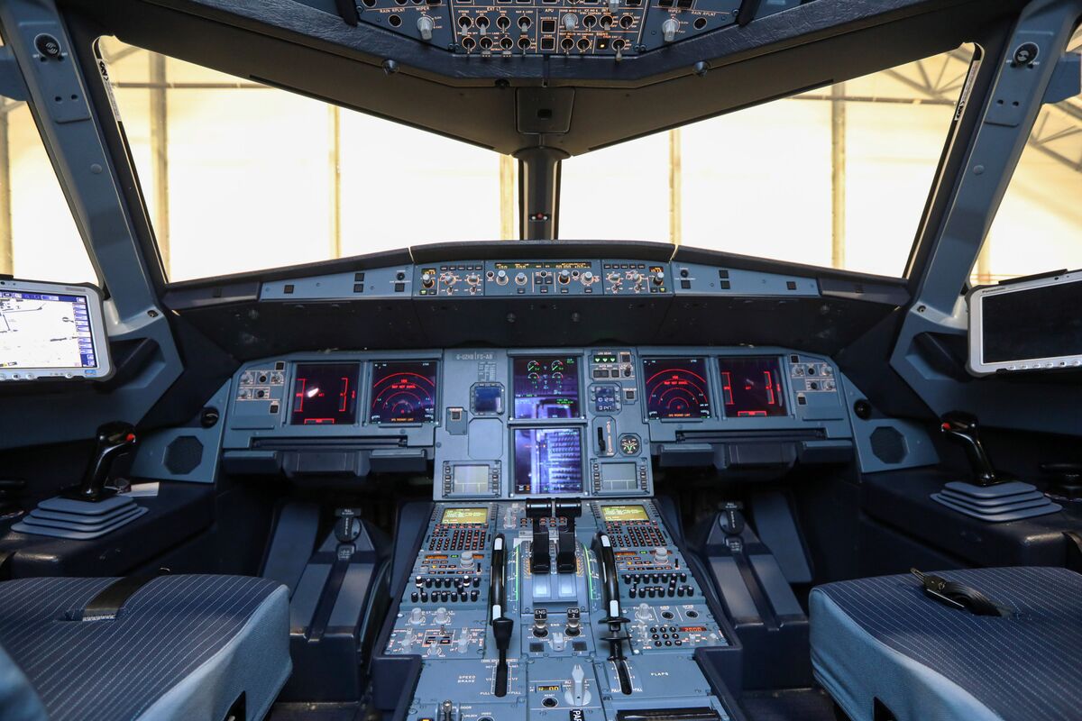 Airbus wchodzi w końcówkę roku w cieniu kosmicznych projektów